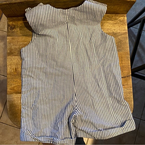 Baby boy 12 month shorts romper. Cute crab print. Blue and white striped. - Picture 2 of 5